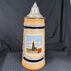 German Lidded Stein Pewter Lid Cathedral Scene Breweriana Architectural Motif